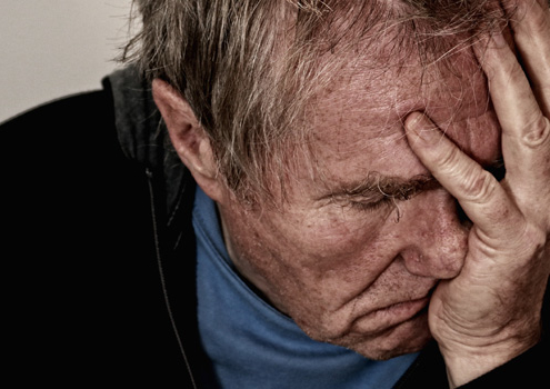 How to Tell if Someone is Having a Stroke: 10 Signs & Symptoms